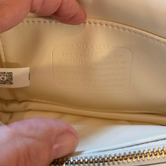 NWOT 🌲 Coach Pillow Tabby Crossbody/Handbag in Soft Marshmallow Leather - Picture 10 of 13